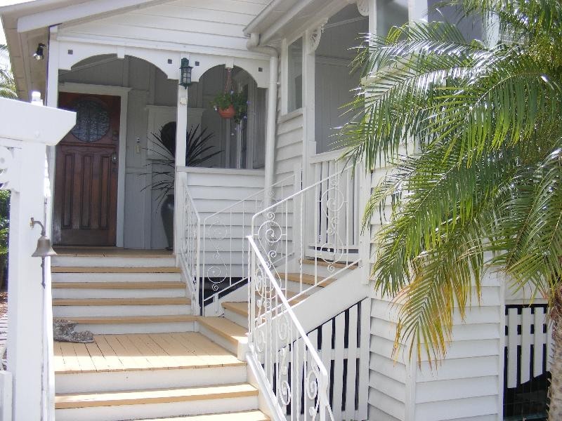 49 Macquarie Street, Silkstone QLD 4304