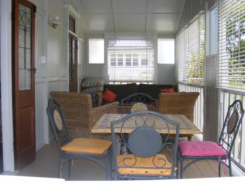 49 Macquarie Street, Silkstone QLD 4304