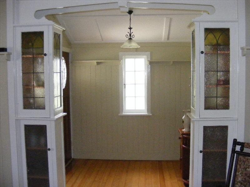 49 Macquarie Street, Silkstone QLD 4304