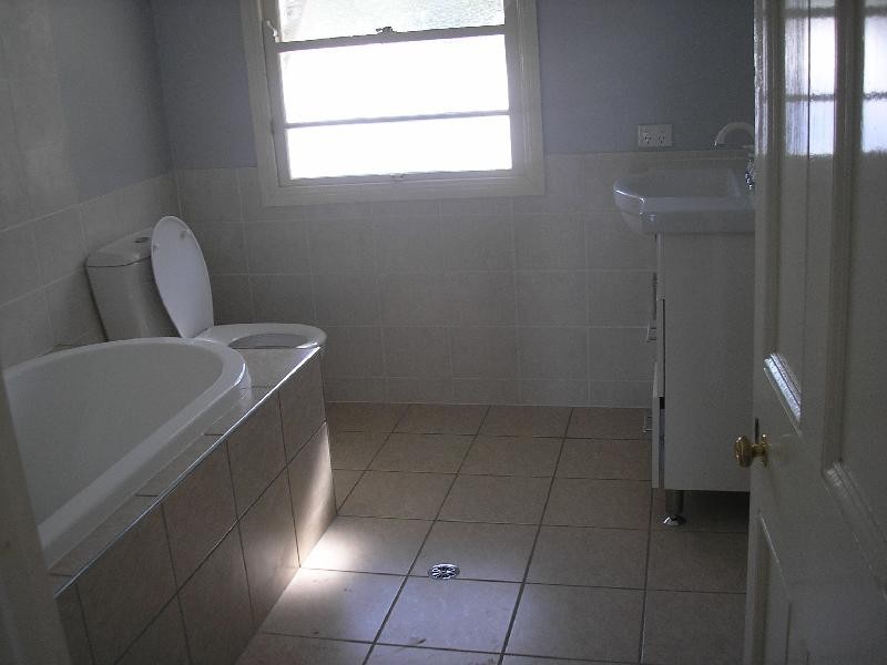 74A Braeside Road, Bundamba QLD 4304