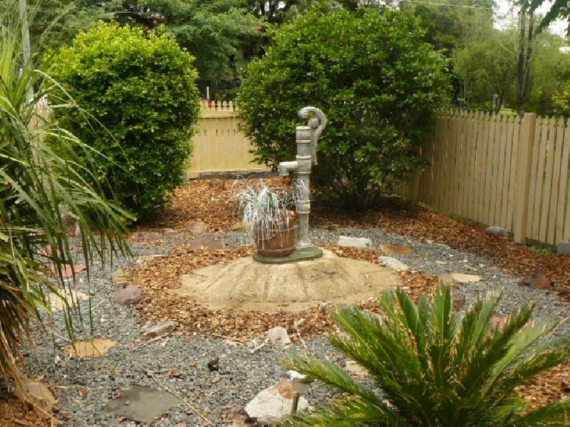 7 Peacock Street, One Mile QLD 4305