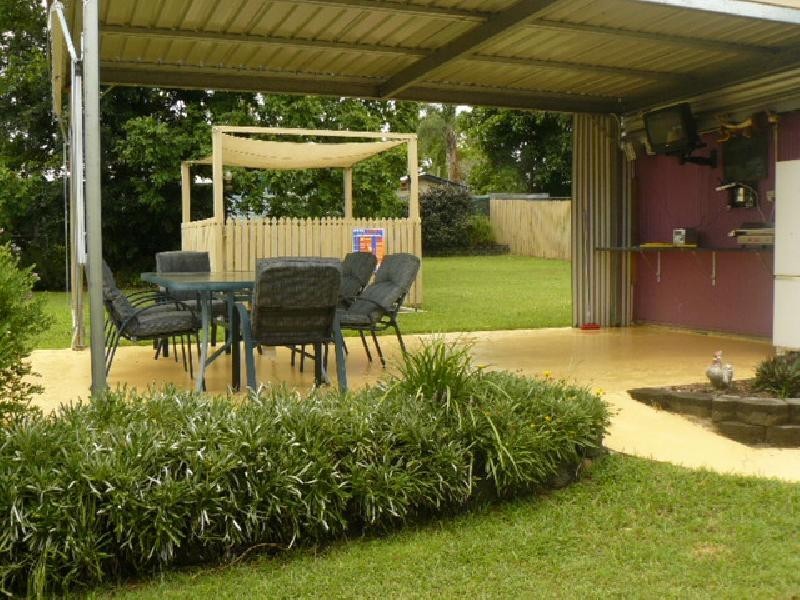 7 Peacock Street, One Mile QLD 4305