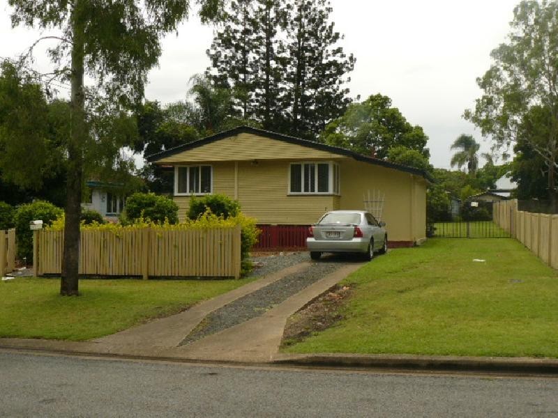7 Peacock Street, One Mile QLD 4305