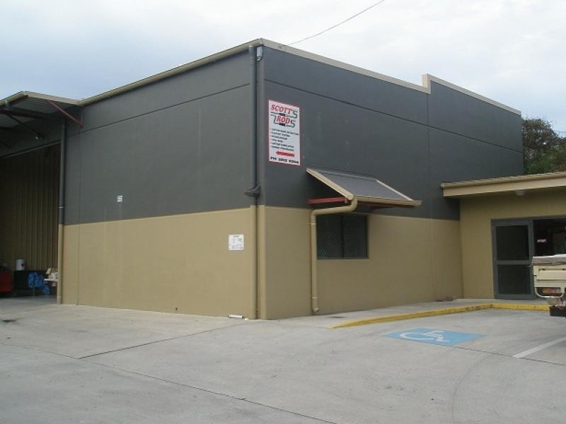 West Ipswich QLD 4305