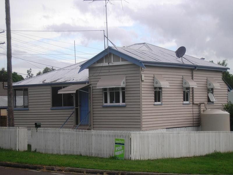 5 Auld Street, Silkstone QLD 4304