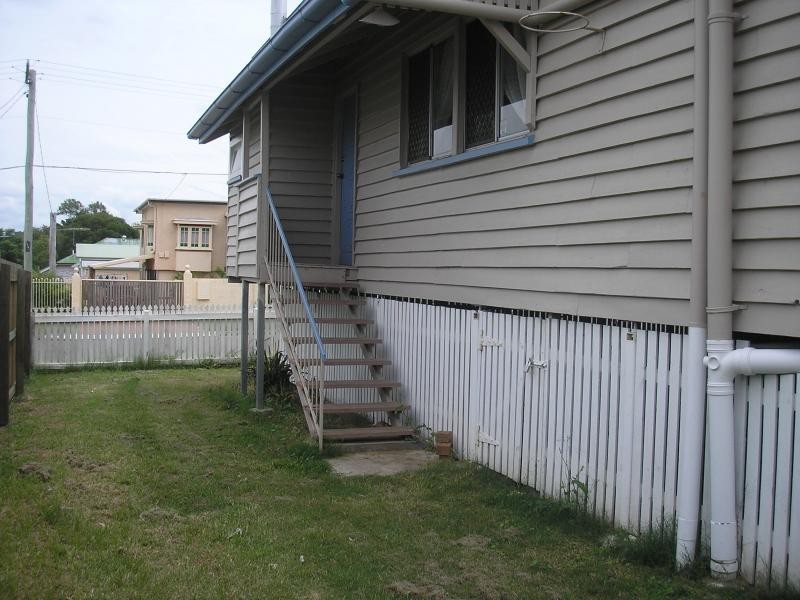 5 Auld Street, Silkstone QLD 4304