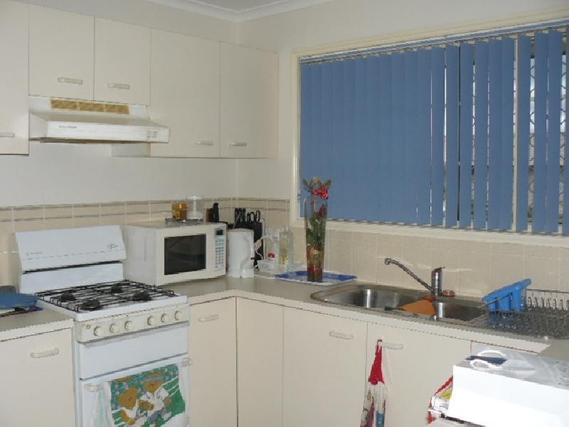 8/112B Robertson Road, Eastern Heights QLD 4305