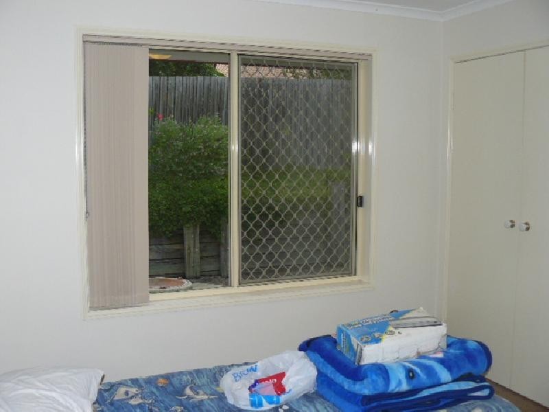 8/112B Robertson Road, Eastern Heights QLD 4305