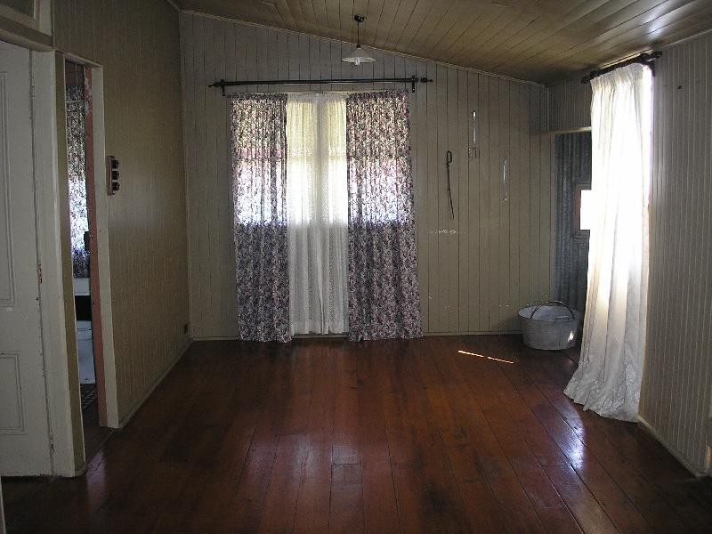 One Mile QLD 4305