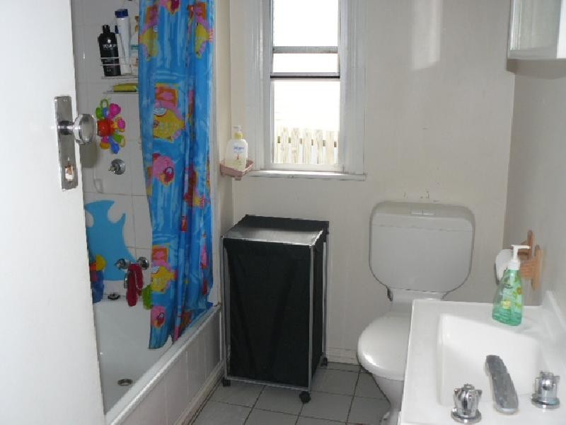 5 Samford Street, Leichhardt QLD 4305