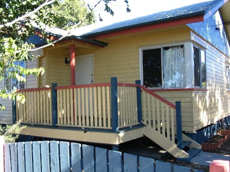 39 Coleman Street, Leichhardt QLD 4305
