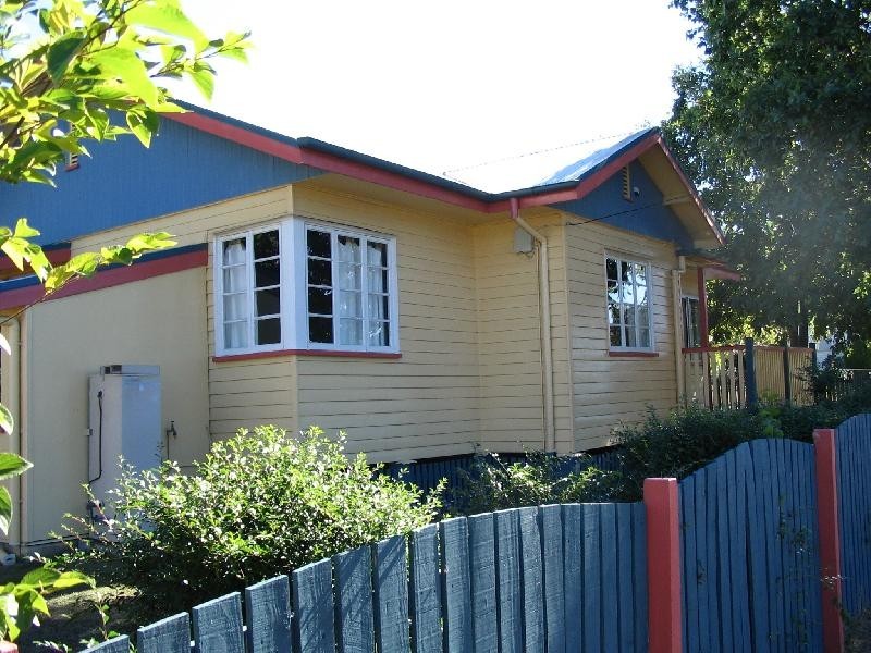 39 Coleman Street, Leichhardt QLD 4305