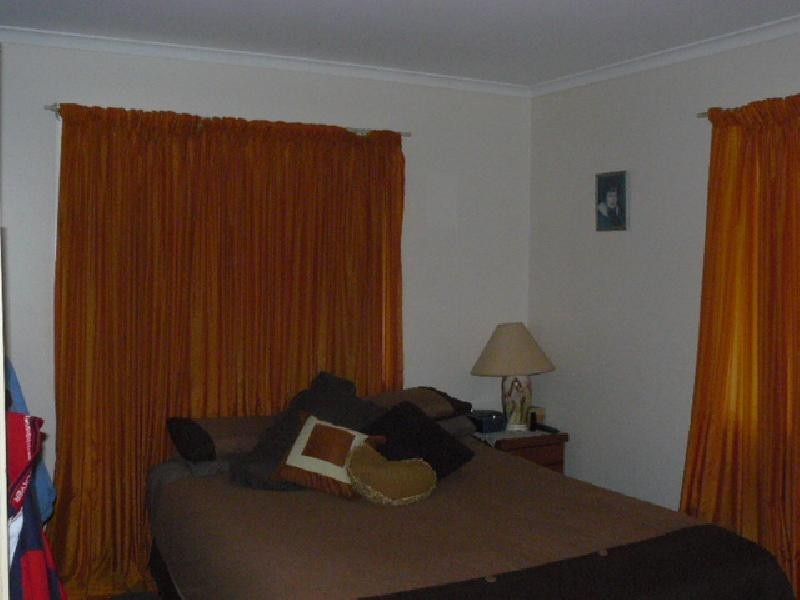 2 Lupton Street, Churchill QLD 4305