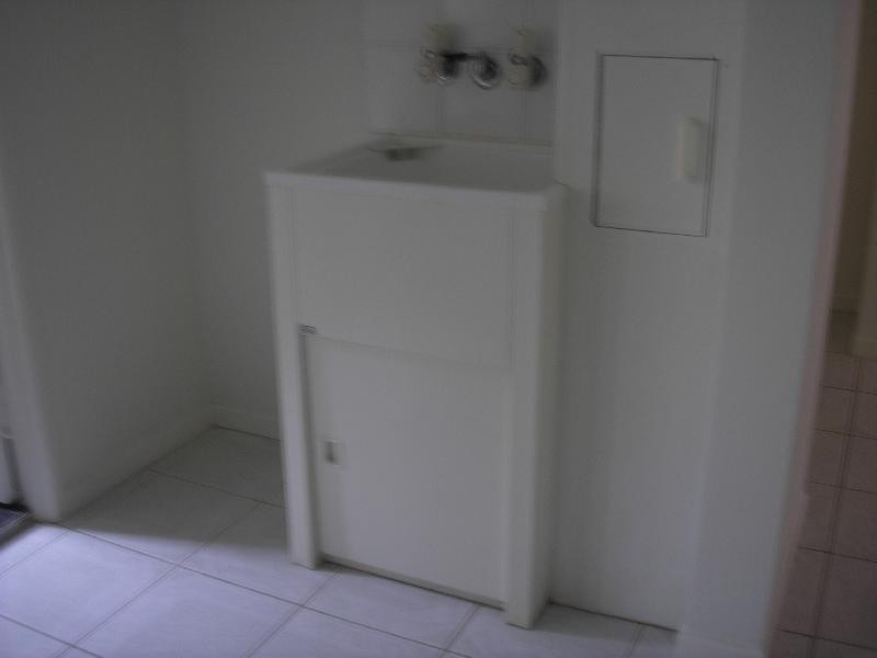 1/44 Bergin Street, Booval QLD 4304