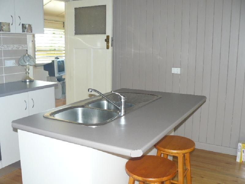 16  Bridson Avenue, East Ipswich QLD 4305