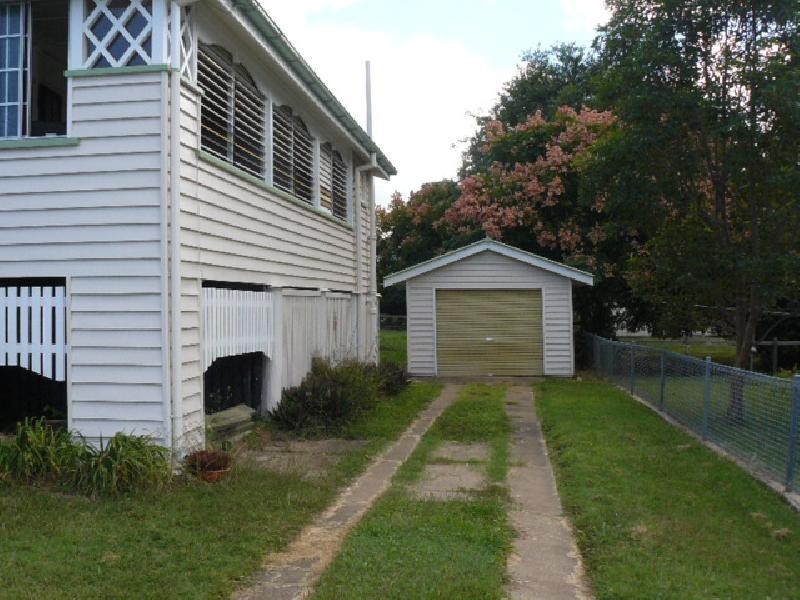 16  Bridson Avenue, East Ipswich QLD 4305