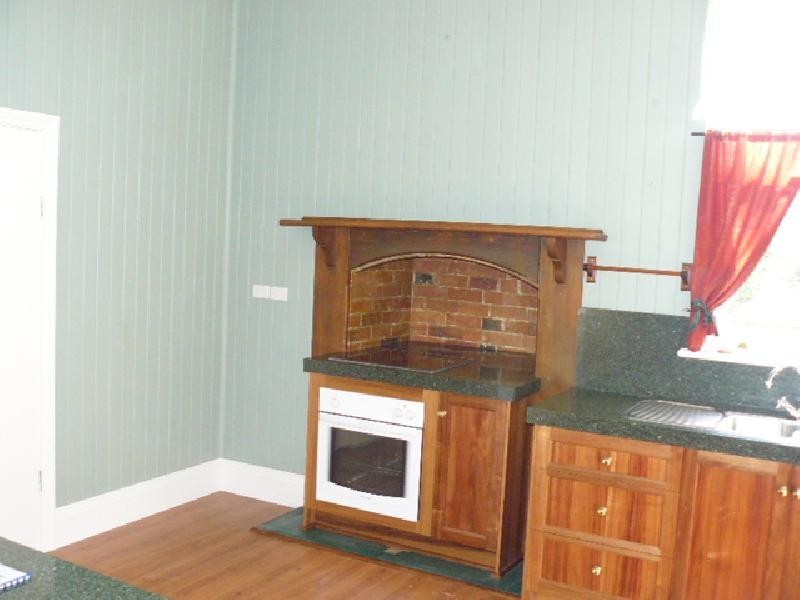 5 Cribb Street, Sadliers Crossing QLD 4305