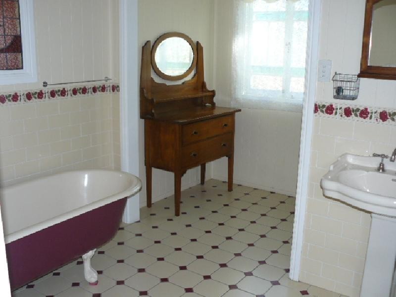 5 Cribb Street, Sadliers Crossing QLD 4305