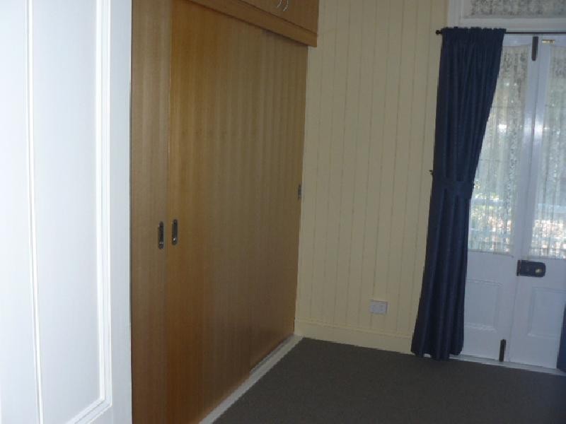 5 Cribb Street, Sadliers Crossing QLD 4305