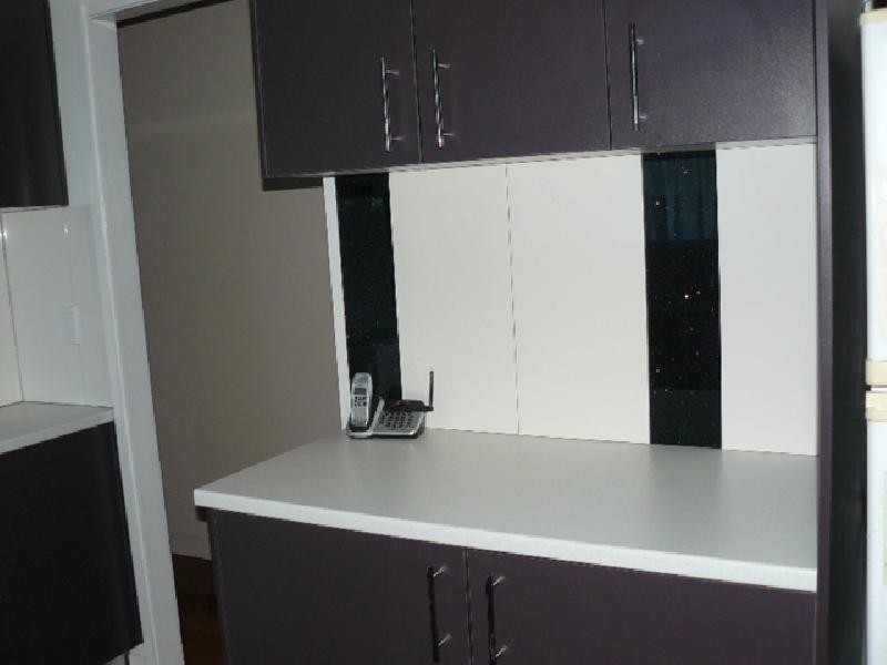 33 Robertson Road, Eastern Heights QLD 4305