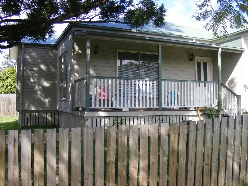 1C Green Street, Ebbw Vale QLD 4304