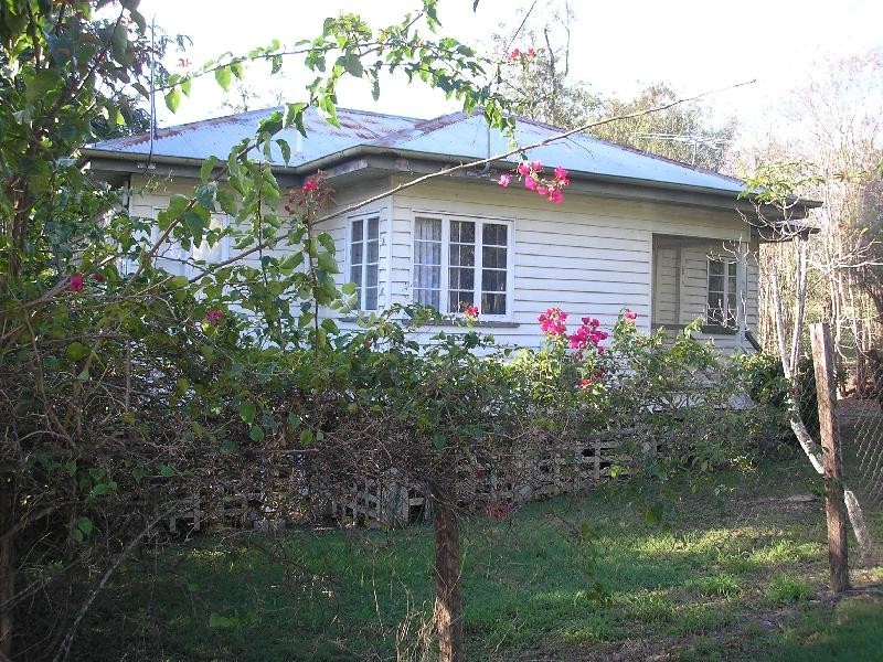 1 Hawthorne Street, Woodend QLD 4305