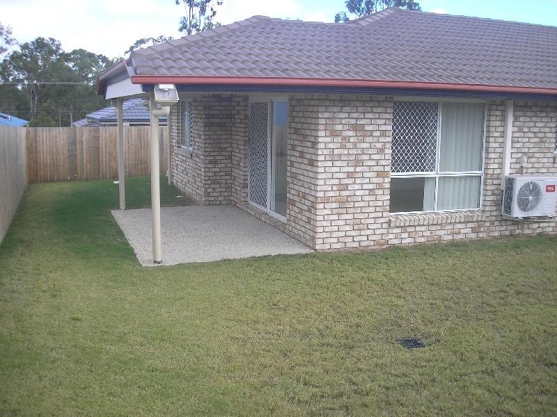 11 Arnold Street, Wulkuraka QLD 4305