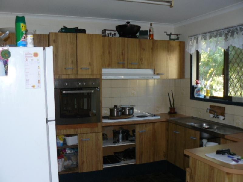 18 James Street, Bundamba QLD 4304