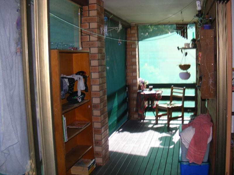 18 James Street, Bundamba QLD 4304