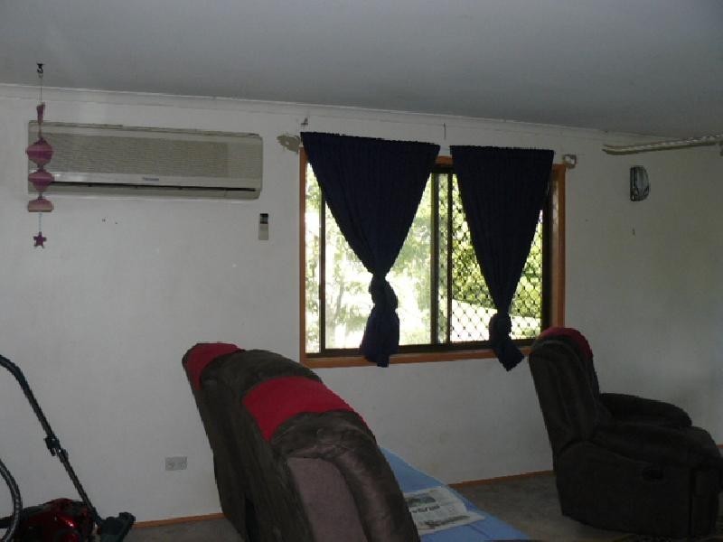 18 James Street, Bundamba QLD 4304