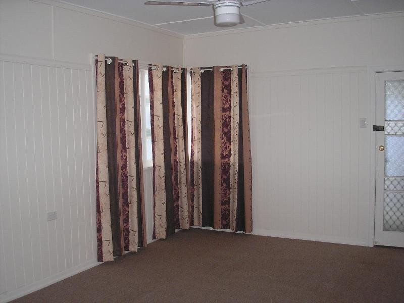 54 Bourke Street, Brassall QLD 4305