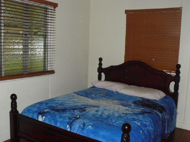 Booval QLD 4304