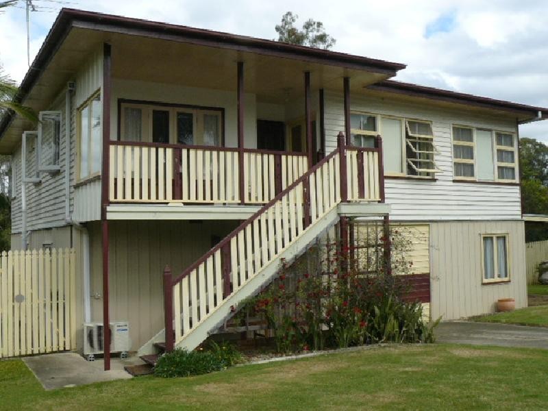 35A Siemons Street, One Mile QLD 4305