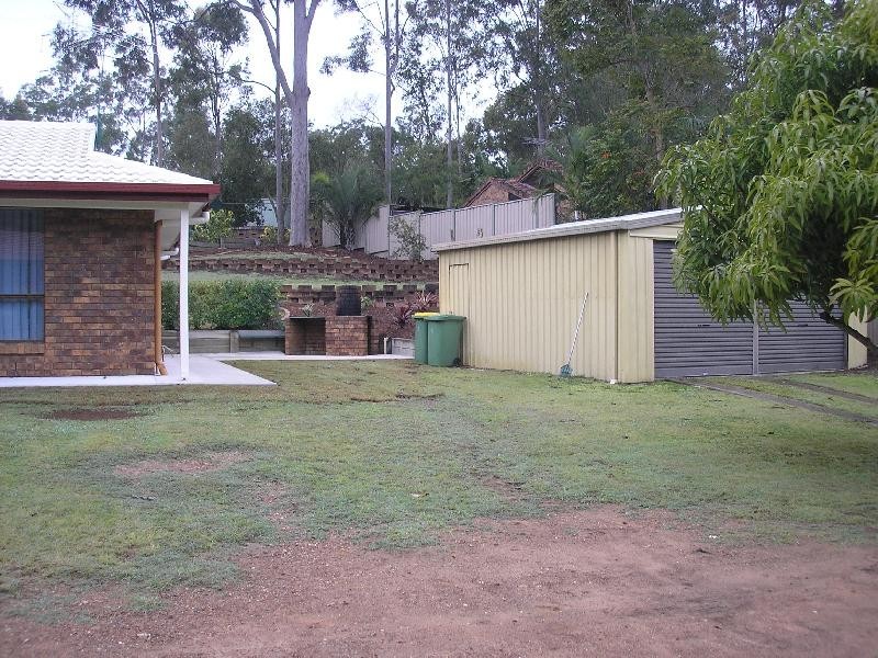 27 Bundoora Drive, Karana Downs QLD 4306