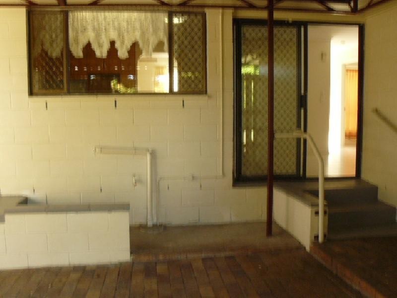 Flinders View QLD 4305