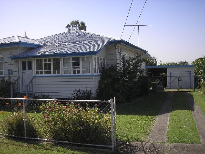 52 Bourke Street, Brassall QLD 4305