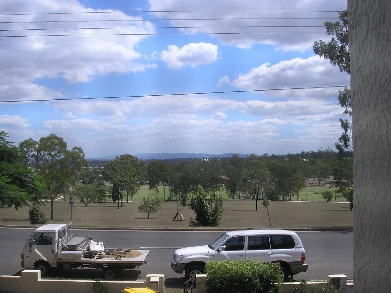 42 Chermside Road, Eastern Heights QLD 4305