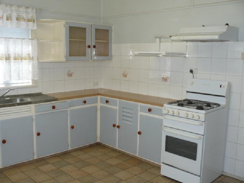 99 Brisbane Road, Booval QLD 4304