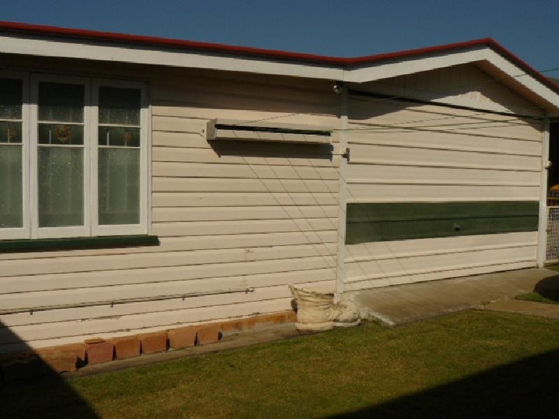 Booval QLD 4304