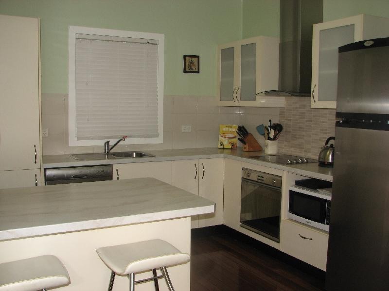 2 Welsby Street, North Booval QLD 4304