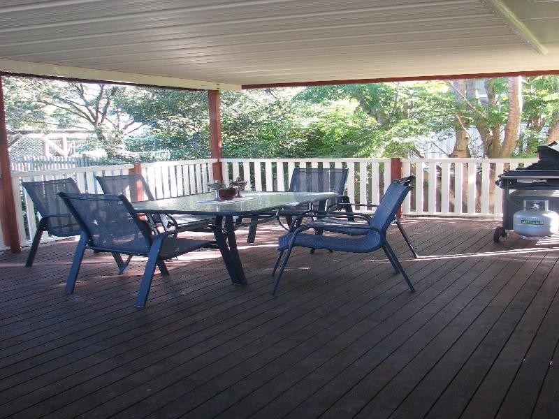 2 Welsby Street, North Booval QLD 4304