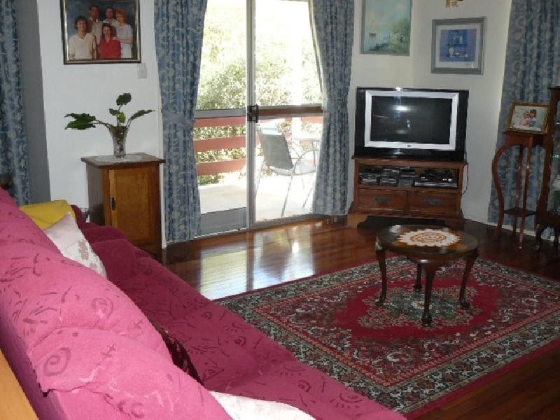3  Kurrajong Street, Flinders View QLD 4305