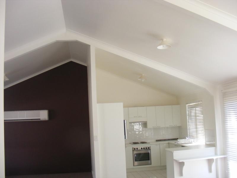 10  Oak Street, Brightview QLD 4311