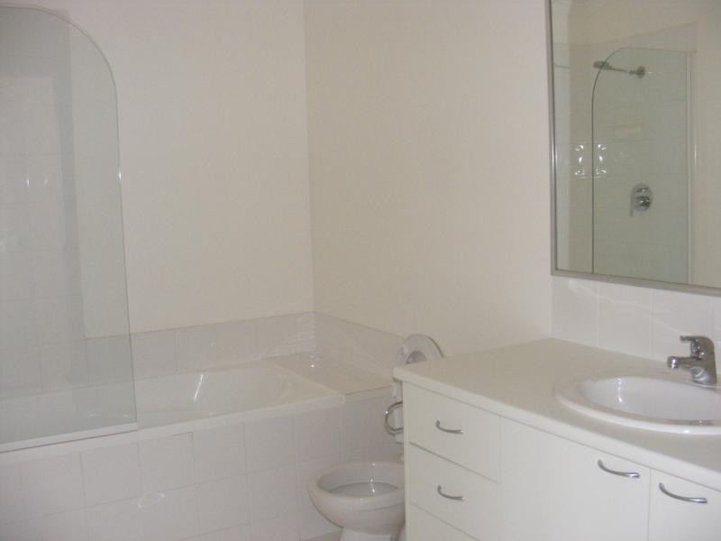 10  Oak Street, Brightview QLD 4311