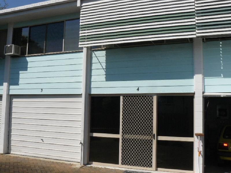 4/61 South Station Road, Booval QLD 4304