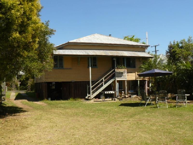 12 Shine Street, One Mile QLD 4305