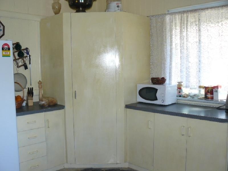 12 Shine Street, One Mile QLD 4305