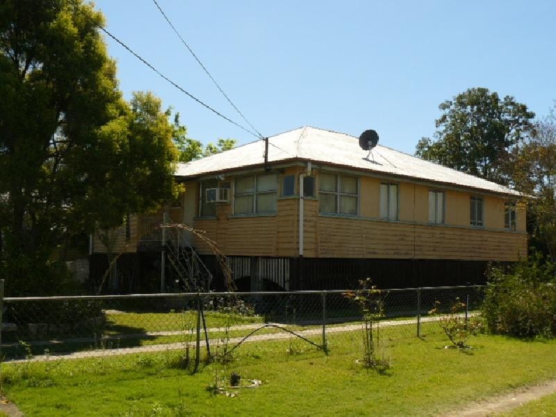 12 Shine Street, One Mile QLD 4305