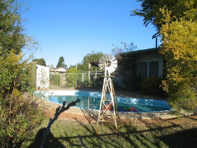 7 Bruce Street, Redbank QLD 4301