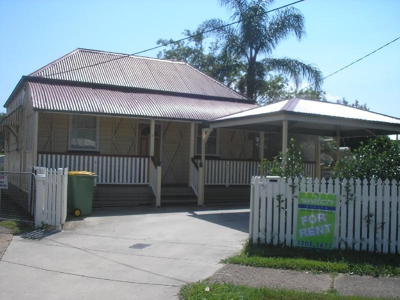 5 Pine Mountain Road, North Ipswich QLD 4305